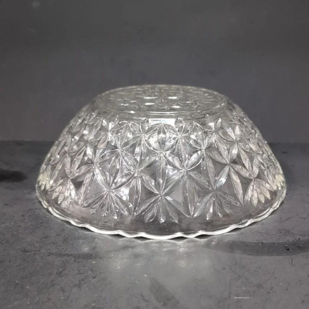 Pressed‎ Glass Petal Design Clear Serving Bowl, Replacement Vintage Glassware